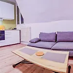 아파트 Cosy Au Coeur De 비시